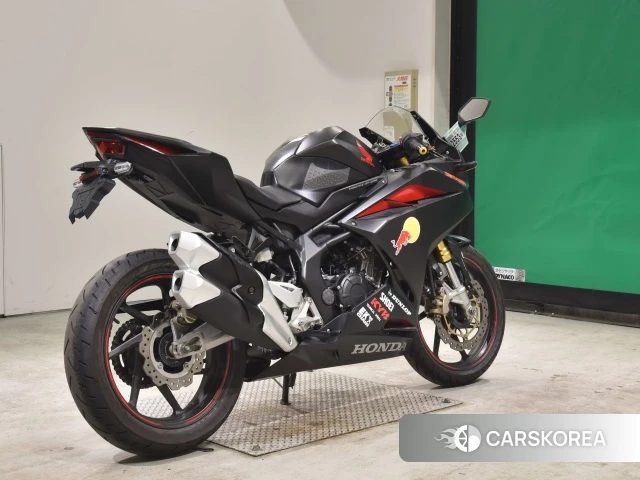 Проданный Honda CBR250RR ABS 2017 из Японии, фото 2