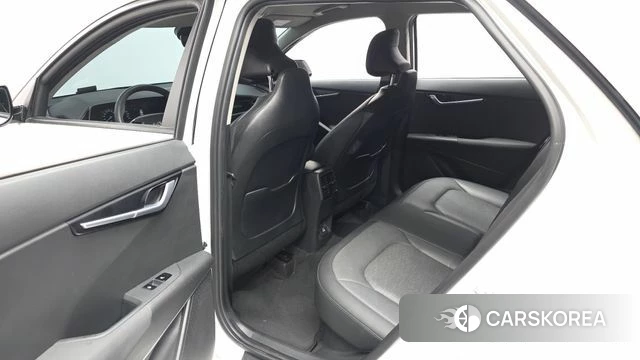 Kia Di Ol Nu Niro id 4422949 из Кореи 18