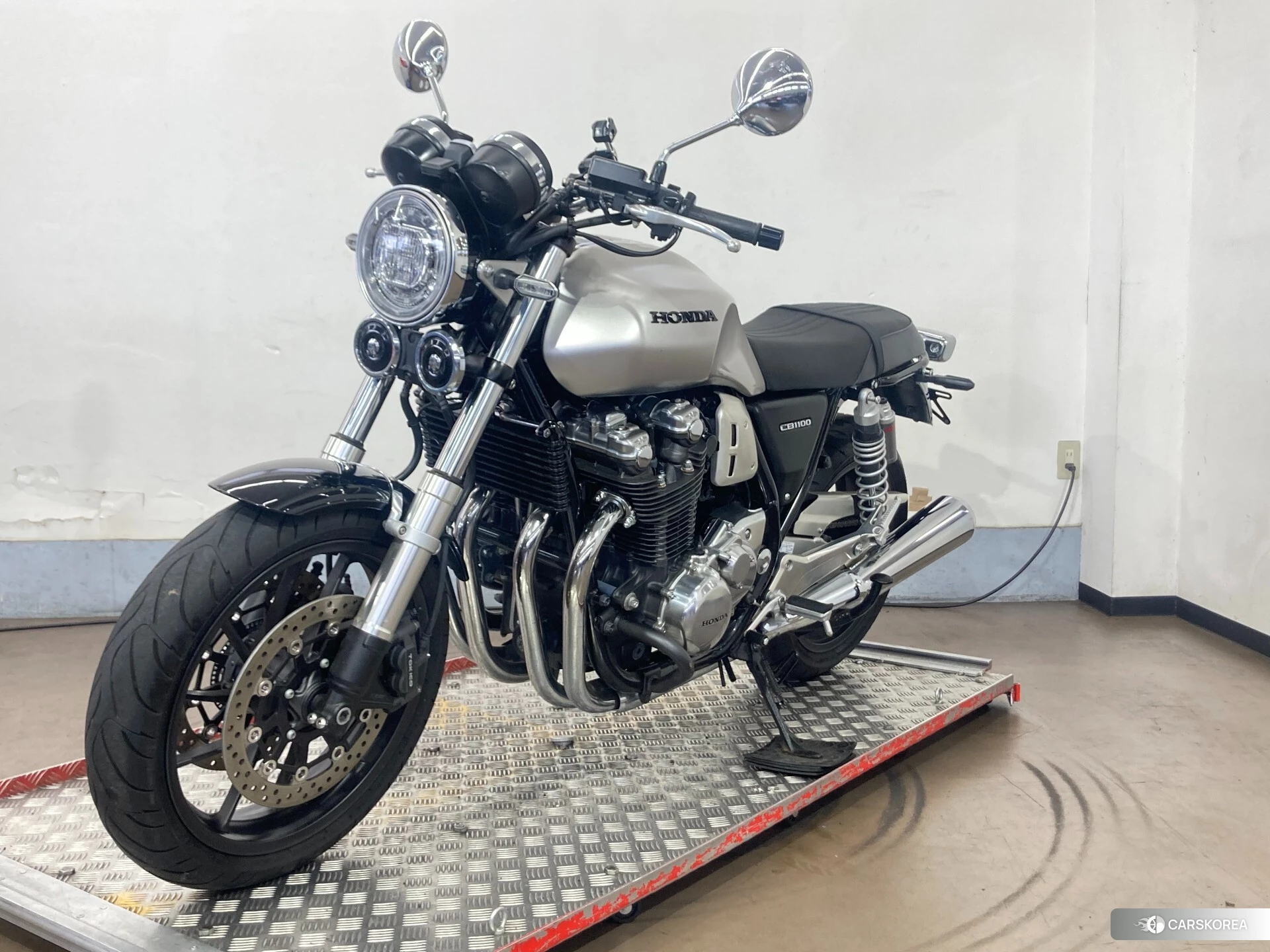 Honda CB1100RS id 3950457 из Японии 18
