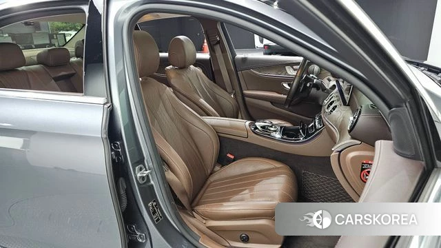 Mercedes-Benz E-Class W213 id 4900504 из Кореи 18