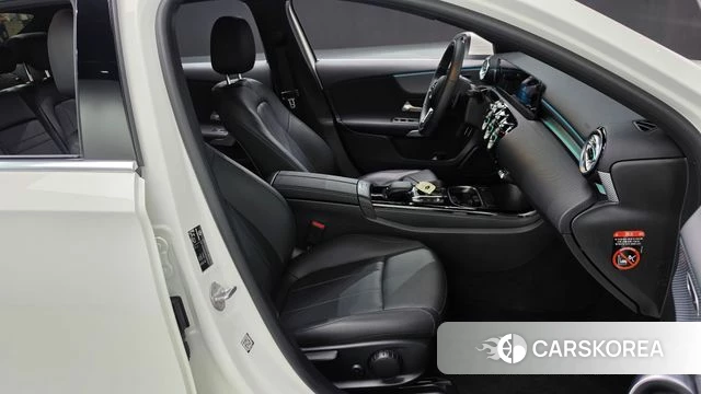 Mercedes-Benz A-Class W177 id 4835603 из Кореи 18