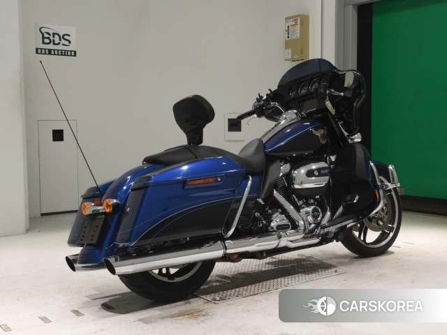 Проданный Harley-Davidson Street Glide FLHX1750 2018 из Японии, фото 2