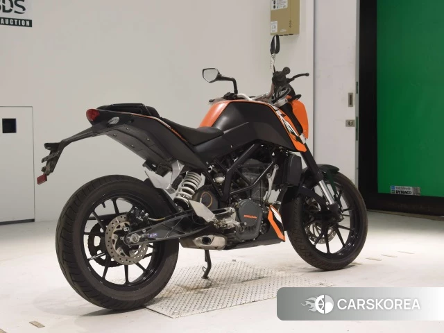 Проданный KTM 200 DUKE 2014 из Японии