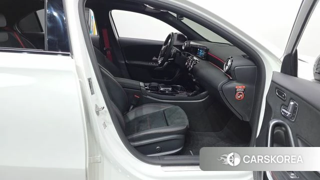 Mercedes-Benz A-Class W177 id 4572228 из Кореи 18