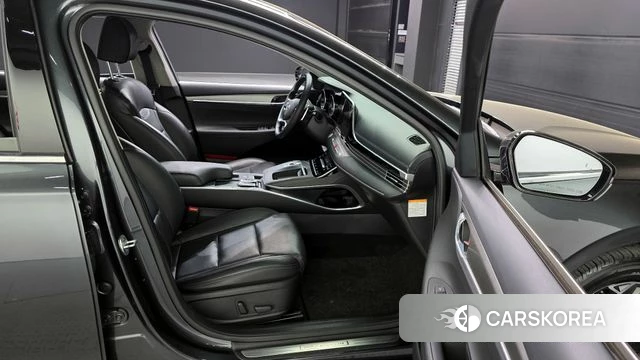 Hyundai The New Grandeur IG Hybrid id 4187473 из Кореи 18