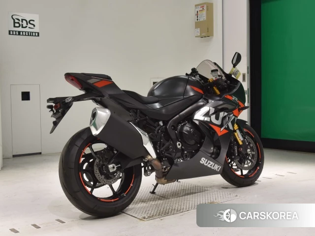 Проданный Suzuki GSX-R1000R ABS 2023 из Японии, фото 2