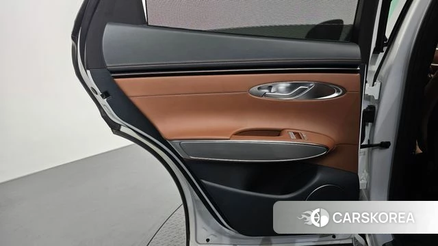 Genesis GV70 id 4893013 из Кореи 18
