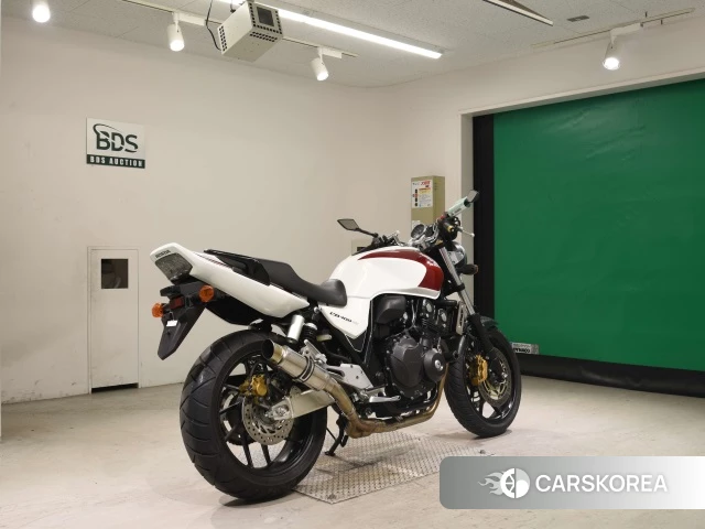 Проданный Honda CB400SF ABS 2015 из Японии, фото 2