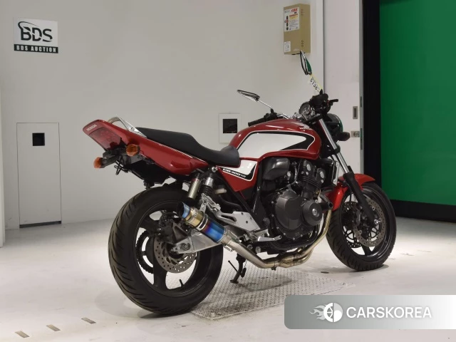 Проданный Honda CB400SF 2010 из Японии, фото 2