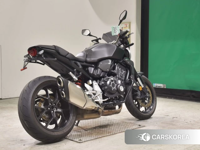 Проданный Honda CB1000R 2018 из Японии, фото 2