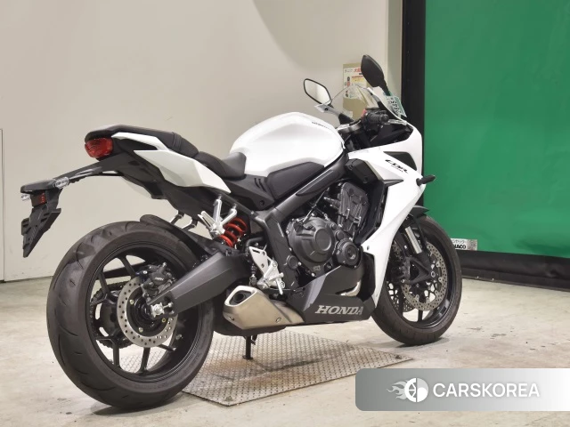 Проданный Honda CBR650R 2024 из Японии