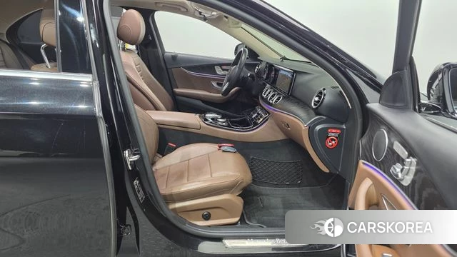 Mercedes-Benz E-Class W213 id 4245788 из Кореи 18