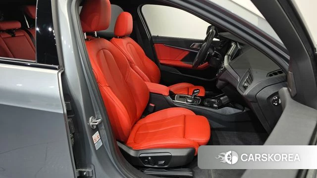BMW 1 Series (F40) id 4481244 из Кореи 18