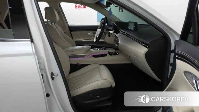Genesis GV70 id 4516657 из Кореи 18