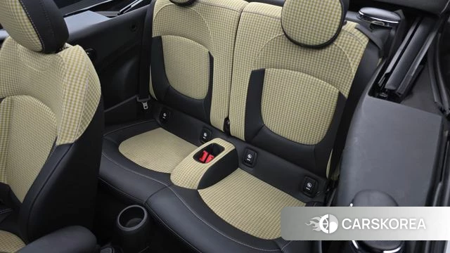 Mini Cooper S Convertible id 4720352 из Кореи 18