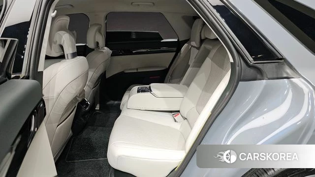 Hyundai Grandeur Hybrid (GN7) id 4720037 из Кореи 18