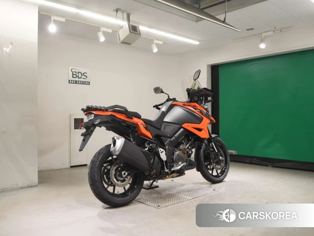 Проданный Suzuki V-STROM 1050 2025 из Японии, фото 2