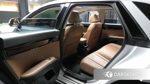 Hyundai Grandeur (GN7) id 4898724 из Кореи 18