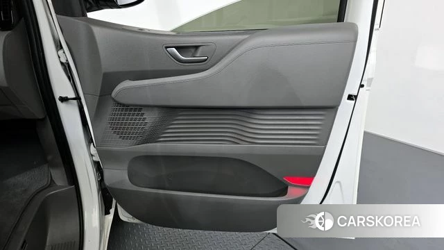 Hyundai Staria id 4291783 из Кореи 18