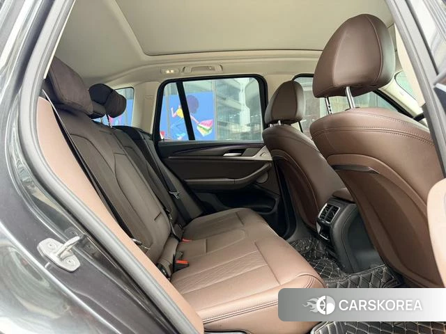 BMW X3 id 4348358 из Китая 18