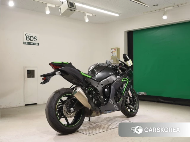 Проданный Kawasaki ZX-10R NINJA ABS 2019 из Японии, фото 2