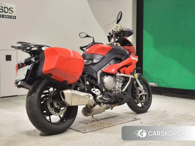 Проданный BMW S1000XR 2016 из Японии