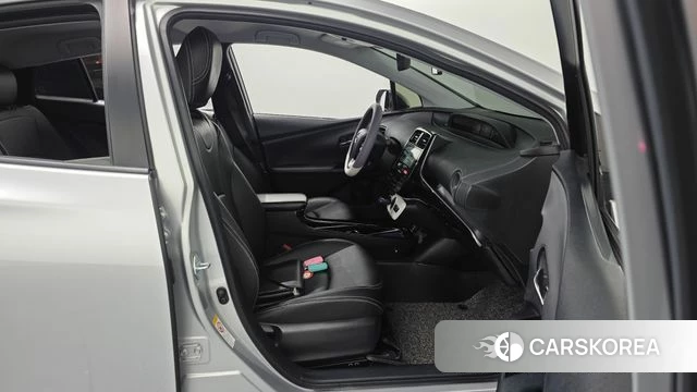 Toyota Prius 4th Generation id 4197130 из Кореи 18