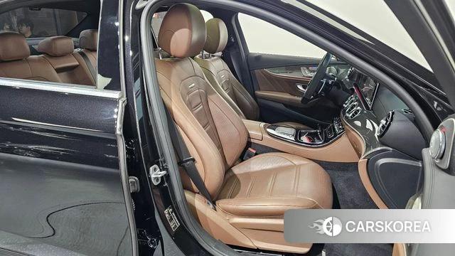 Mercedes-Benz E-Class W213 id 4324221 из Кореи 18