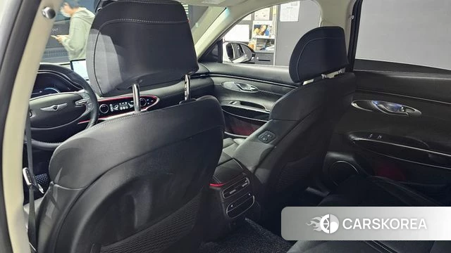 Genesis GV70 id 4187099 из Кореи 18