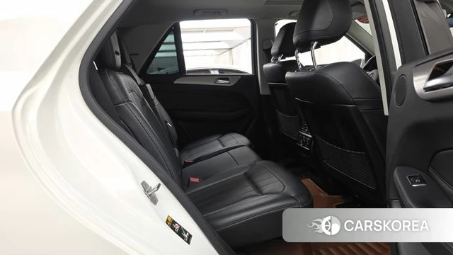 Mercedes-Benz GLE - Class W166 id 4837065 из Кореи 18