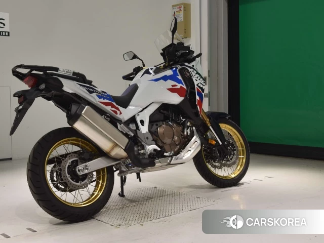Проданный Honda CRF1100L AFRICA TWIN ADV 2024 из Японии, фото 2