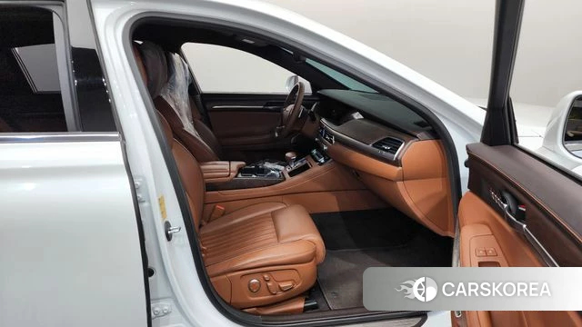 Genesis G90 id 4268965 из Кореи 18