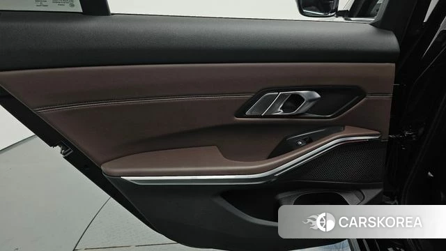 BMW 3 Series (G20) id 4651935 из Кореи 18