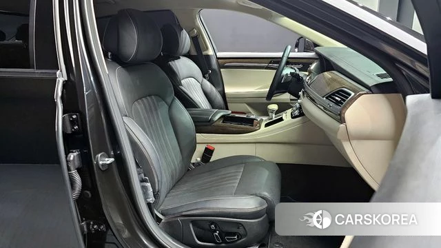 Genesis G90 id 4339423 из Кореи 18