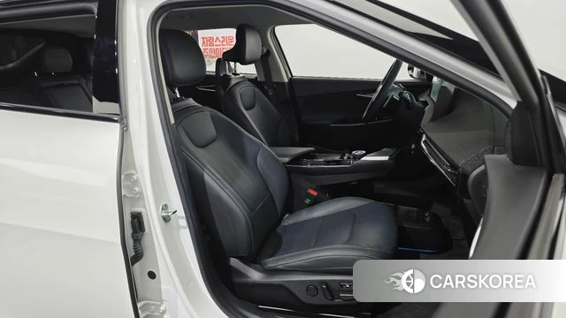 Kia EV6 id 4560389 из Кореи 18