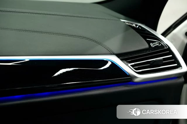 BMW X6 M id 4238876 из Китая 18