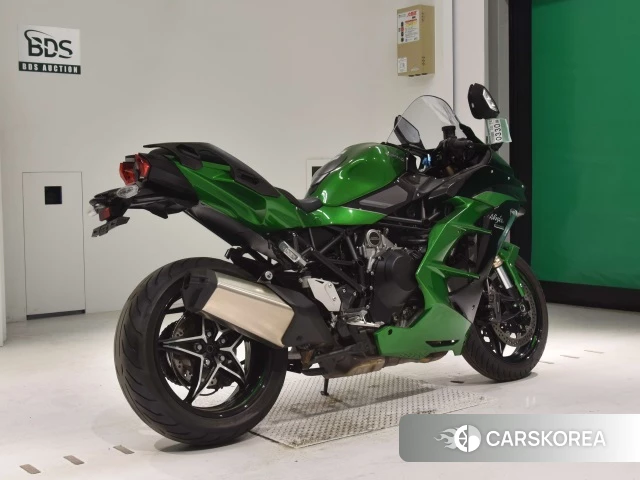 Проданный Kawasaki NINJA H2 SX SE 2018 из Японии, фото 2