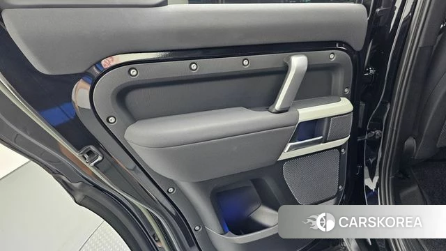 Land Rover Defender (L663) id 4591736 из Кореи 18
