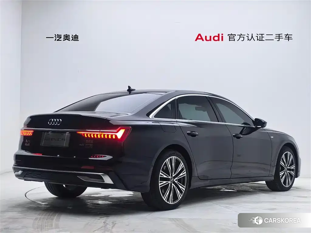Audi A6L id 4570298 из Китая 18