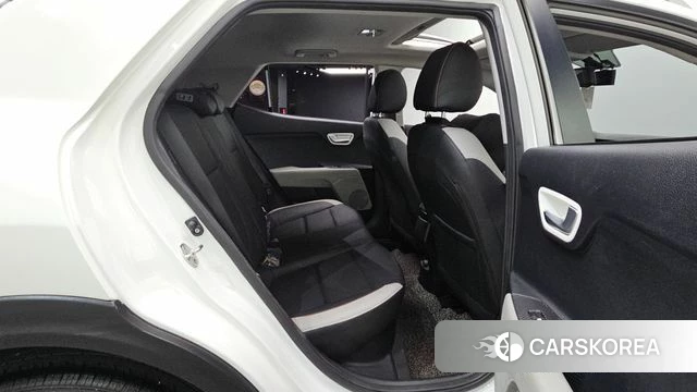 Kia Stonic id 4718053 из Кореи 18