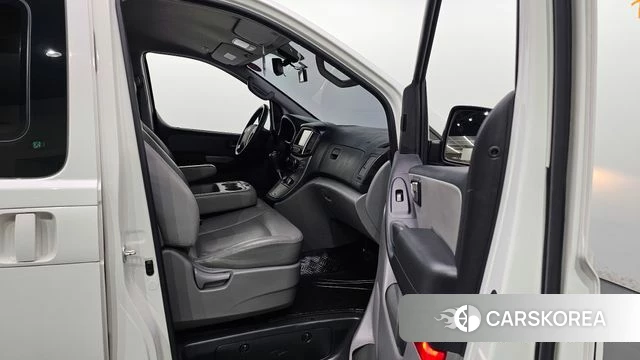 Hyundai The New Grand Starex id 4377467 из Кореи 18
