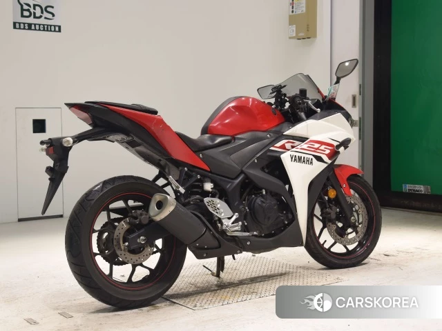 Проданный Yamaha YZF-R25 2015 из Японии