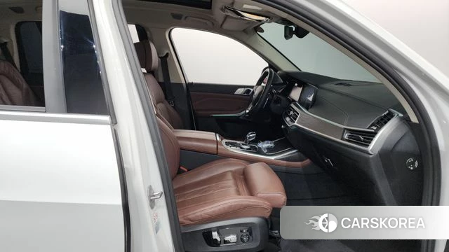 BMW X7 (G07) id 4316947 из Кореи 18