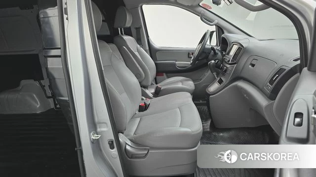 Hyundai The New Grand Starex id 4698228 из Кореи 18