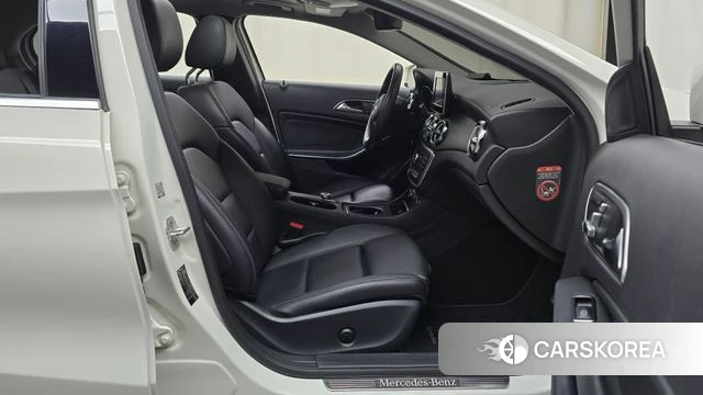 Mercedes-Benz GLA-Class X156 id 4526012 из Кореи 18