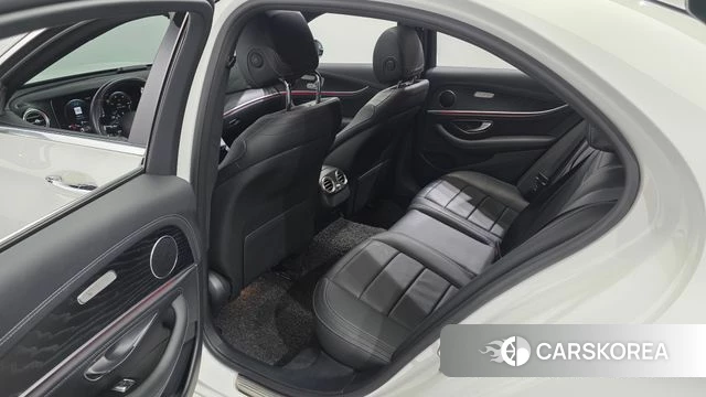 Mercedes-Benz E-Class W213 id 4609701 из Кореи 18