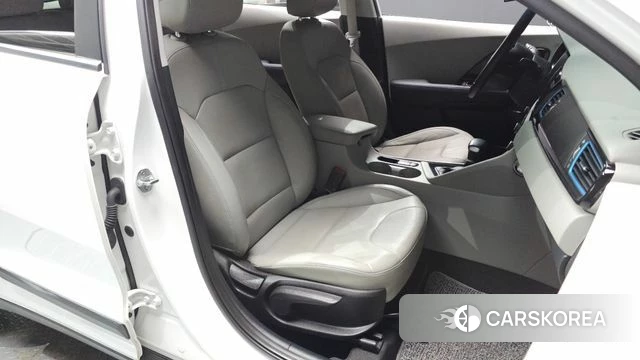Kia Niro id 4483039 из Кореи 18