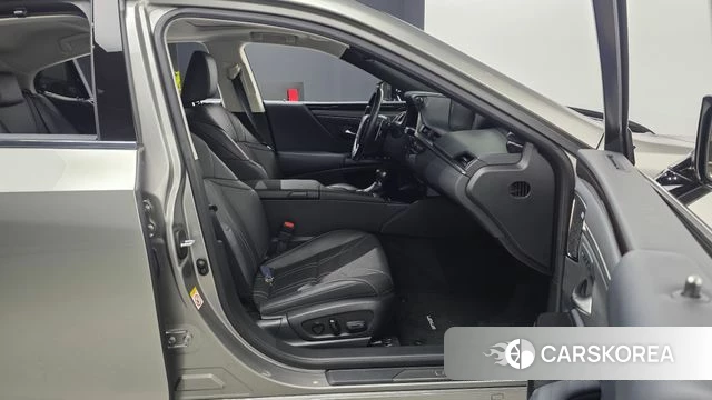 Lexus ES300h 7th generation id 4188373 из Кореи 18