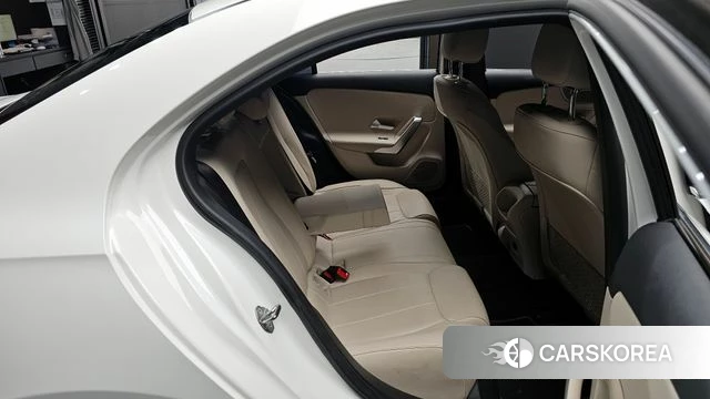 Mercedes-Benz A-Class W177 id 4354990 из Кореи 18