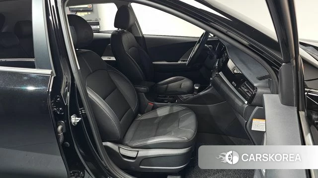 Kia The New Niro id 4250727 из Кореи 18